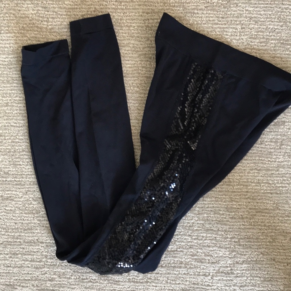 Sequin detail navy leggings